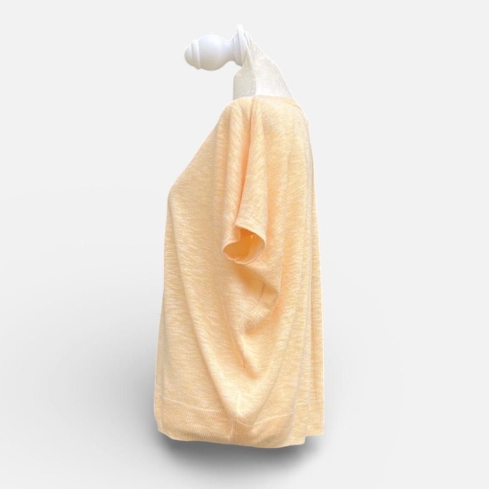Ellen Tracy Round Neck Dolman Short Sleeve Blouse in Golden Peach Size Medium - Picture 4 of 8